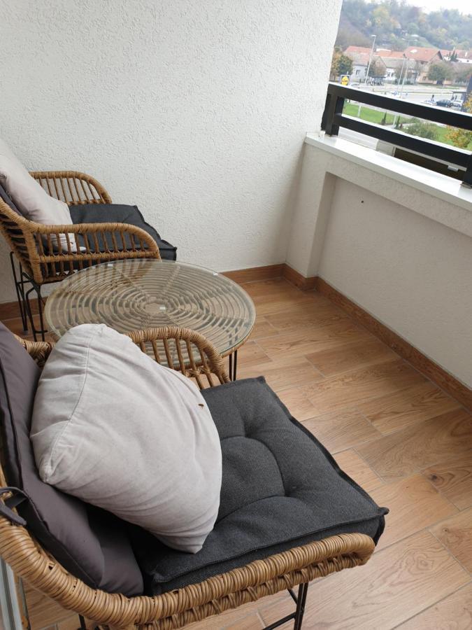 Ferienwohnung Tito Lux Belgrad Exterior foto