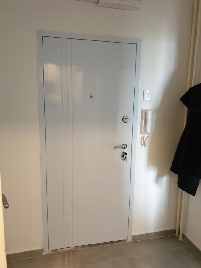 Ferienwohnung Tito Lux Belgrad Exterior foto